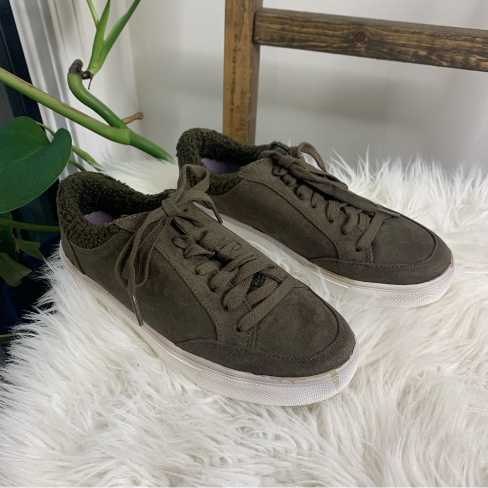 Dr. Scholls Now Cozy Sneakers